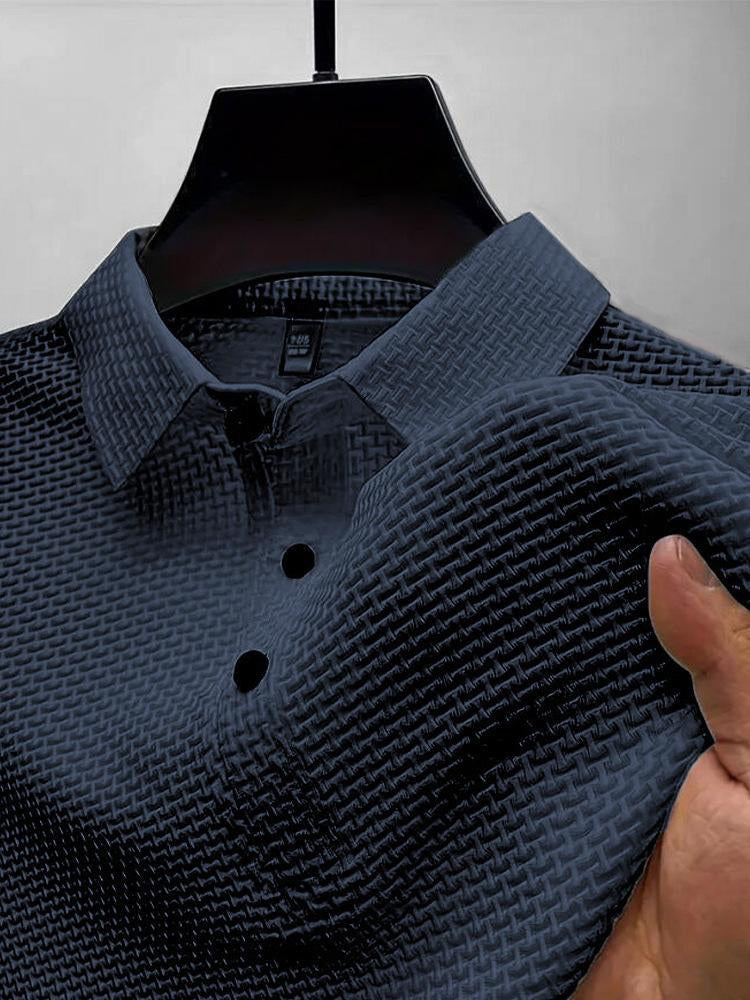 Everyday Polo in navy, close-up of the knit